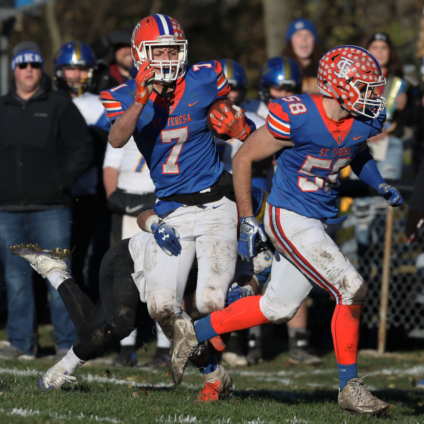 St Teresa vs Tri Valley football 2 11.10.18.jpg